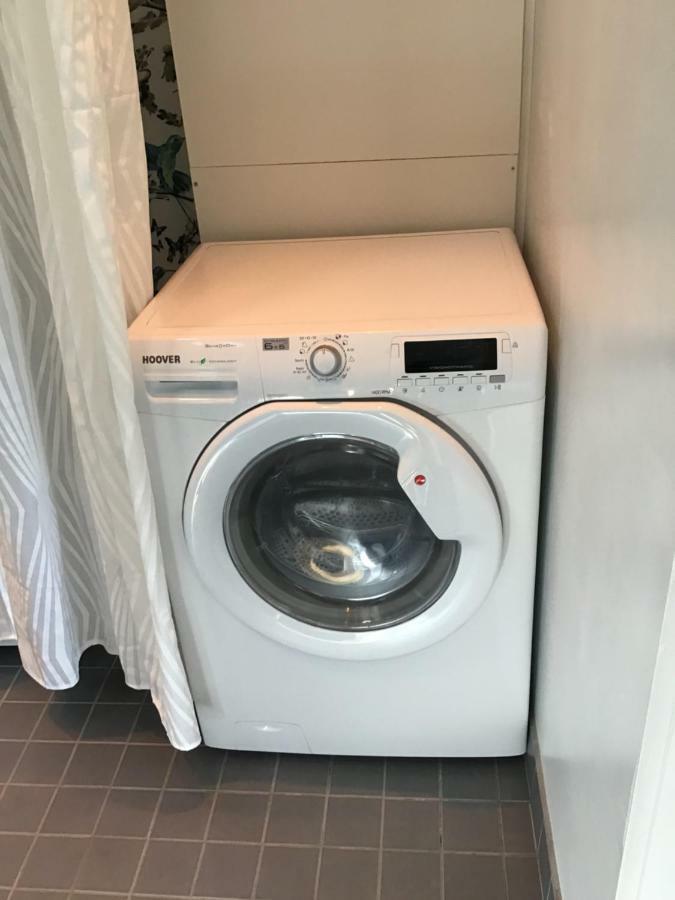 Lagenhet I Villa Pa Fornudden Tyreso Kültér fotó