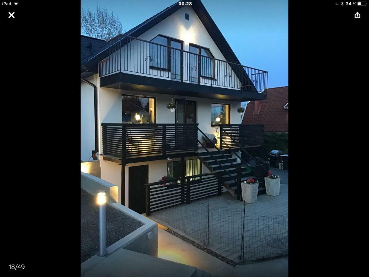 Lagenhet I Villa Pa Fornudden Tyreso Kültér fotó
